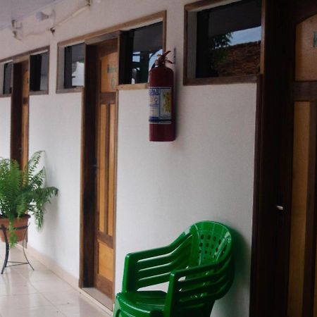 Helecho'S Hostal Hostel Encarnacion Luaran gambar